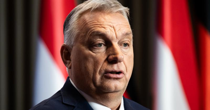 Orbán Viktor kiemelte, hogy Tiranában fontos témák kerülnek terítékre, amelyeket mindenképpen meg kell vitatni.