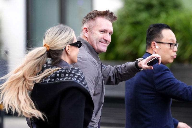 Robbie Keane lenyűgöző felesége így néz ki, miközben a bajnok Ferencváros edzője büszkén osztotta meg a közönséggel kedvesét. 