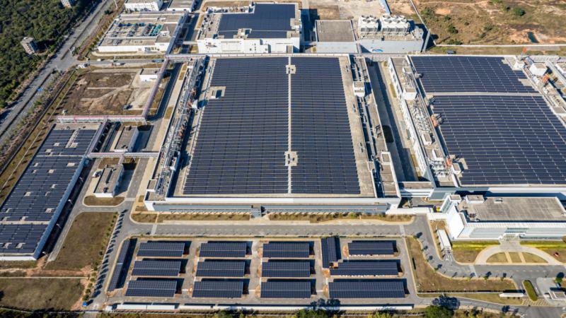 Itt a válasz a drámai energiaár-emelkedésre! Sok ember Magyarországon megkönnyebbülhet, ha ez tényleg működik - Pénzcentrum.