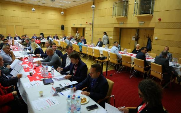 Vállalkozói fókusznap a BNI szervezésében: egy különleges esemény, ahol a vállalkozók találkozhatnak, tapasztalatokat cserélhetnek, és új lehetőségeket fedezhetnek fel. Ezen a napon a kreativitás és az innováció előtérbe kerül, lehetőséget adva arra, hogy