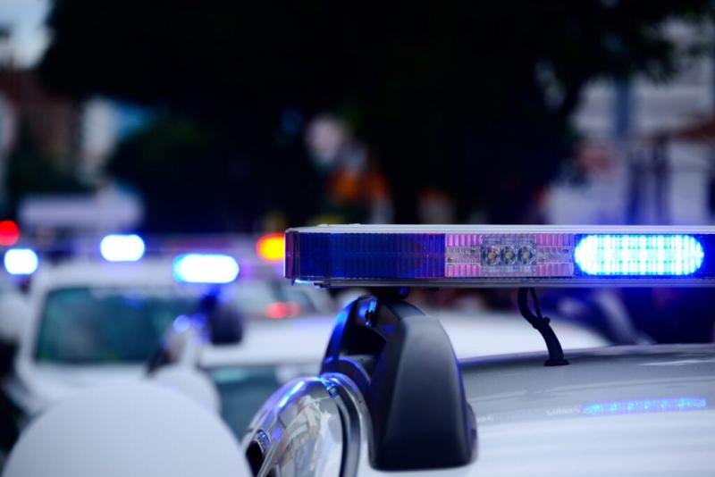 Pánik tört ki a szomszédos területen: bombariadó miatt több mint 800 iskola evakuálására volt szükség.