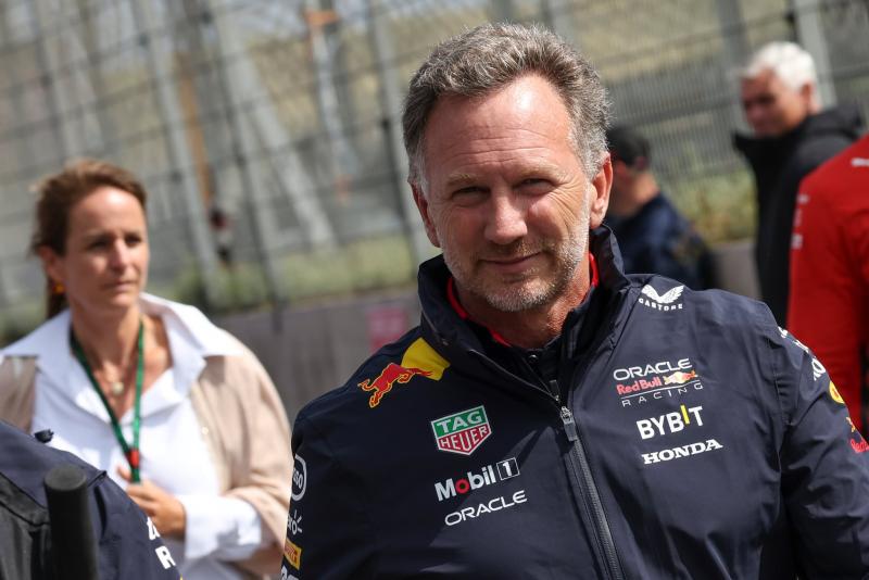 A Horner és Ferrari közötti pletykát hivatalosan is cáfolták.