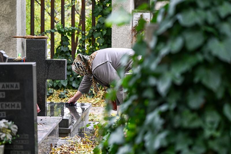 A magyar lakosság 70%-ának nincs félretett pénze a saját temetésére, és sokan még a halál kérdését is elkerülik.