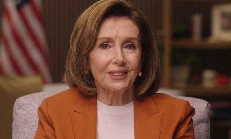 Különleges eseményről számolhatunk be: Nancy Pelosi, a politikai színtér ikonikus alakja, 40 évnyi szolgálat után bejelentette, hogy 2027 januárjától visszavonul.